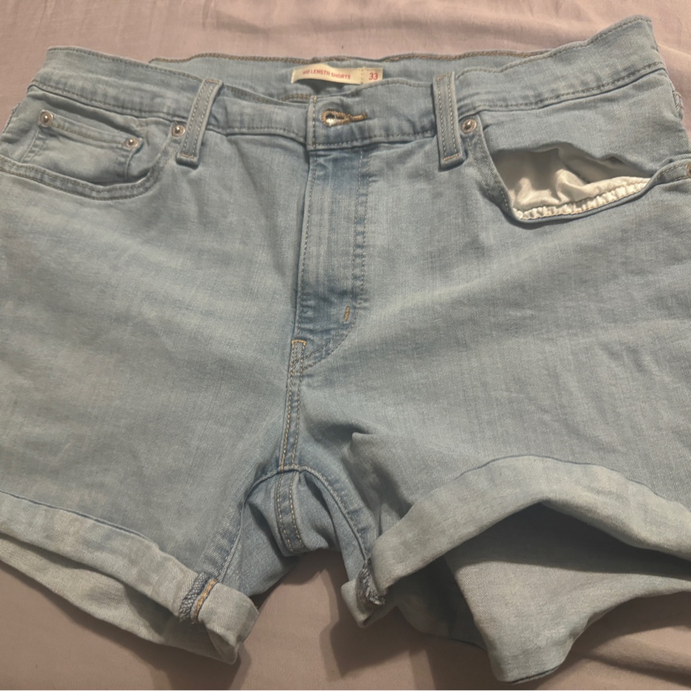 Levi’s Denim Shorts - Size 33/16